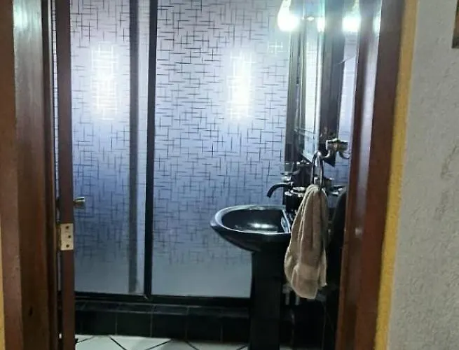 Casa De Huespedes A 15 Minutos Del Aifa Séjour chez l'habitant *